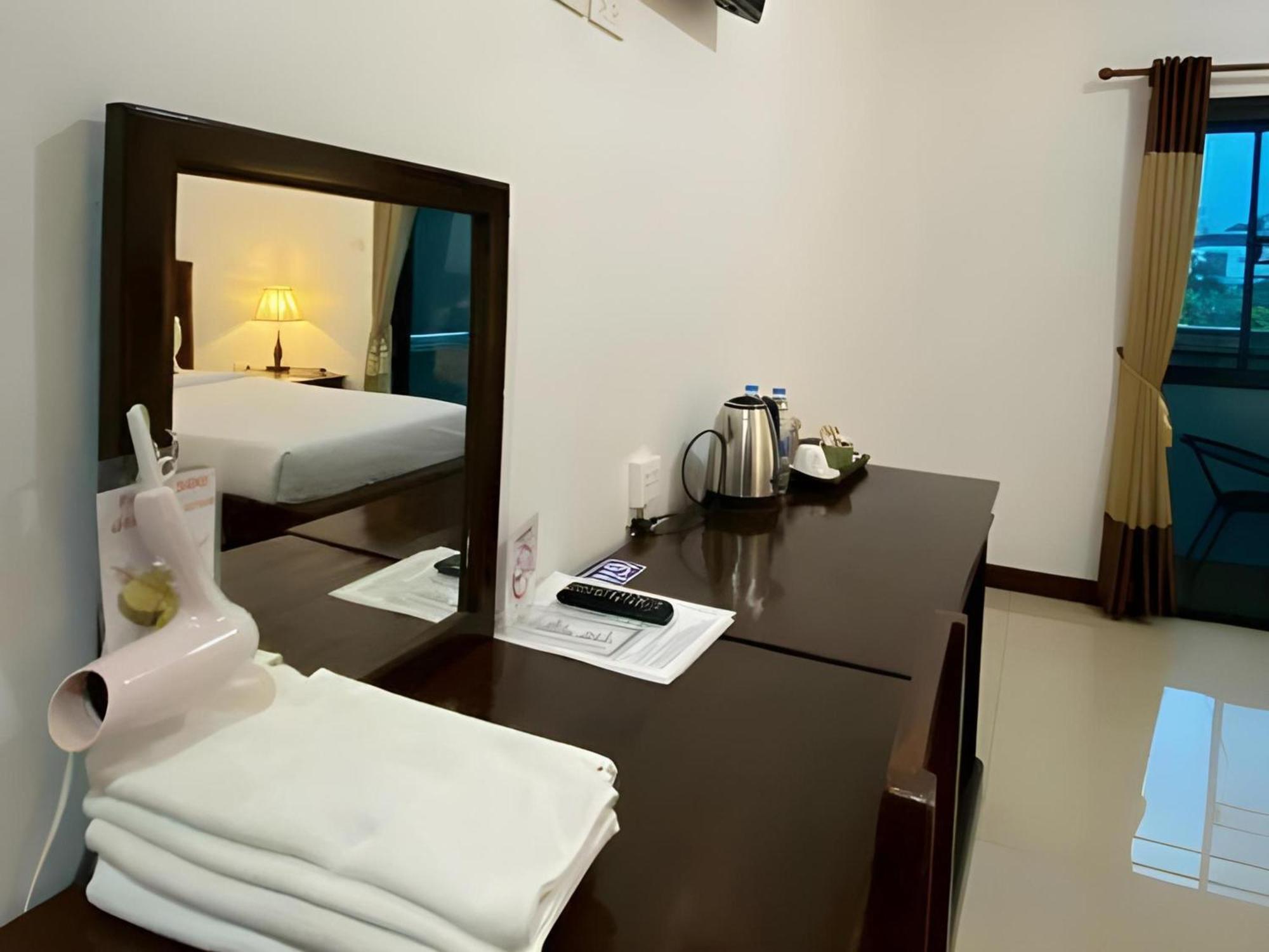 Capital O 727 Be One Resort Chiang Rai Exterior photo