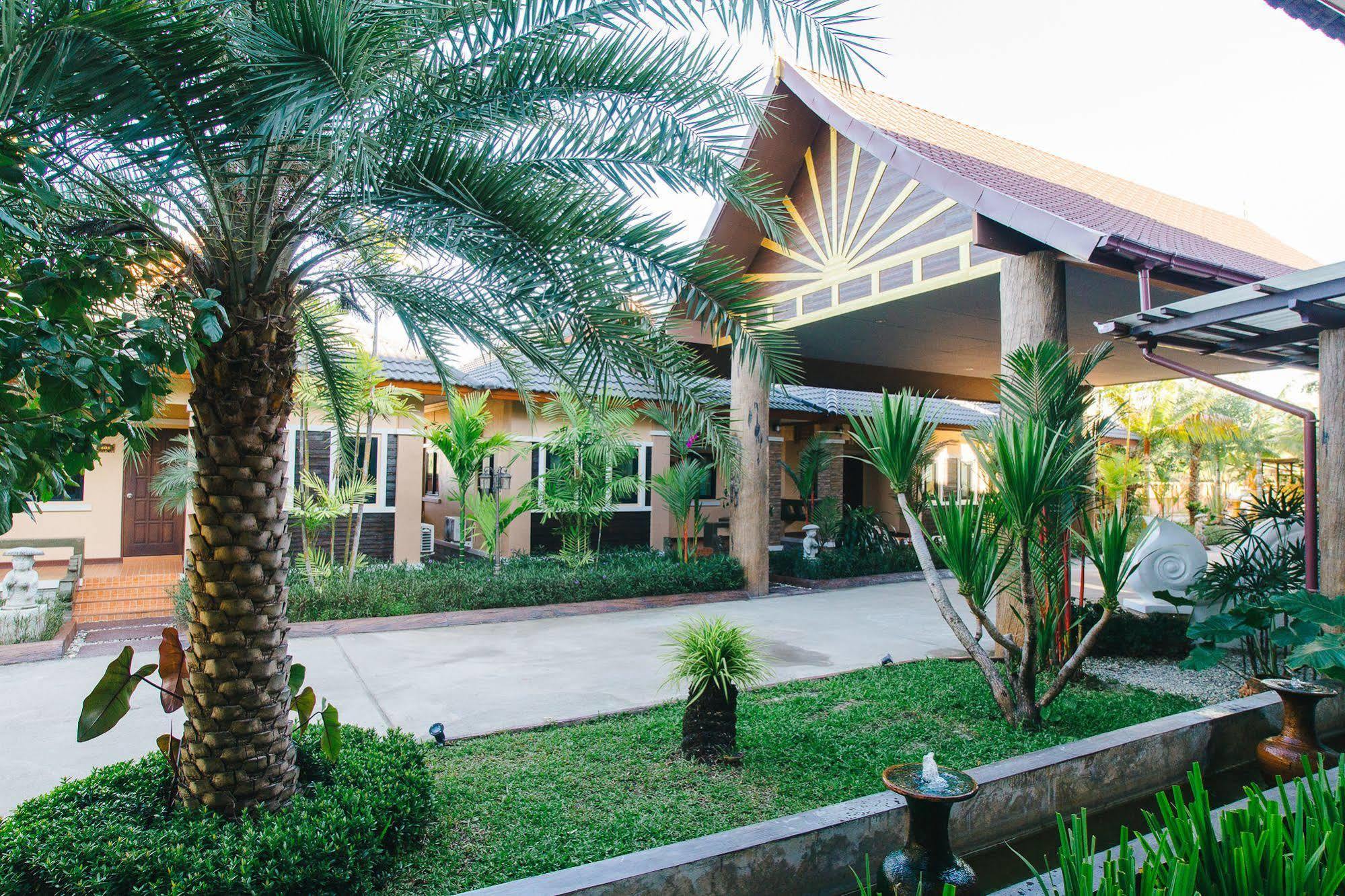 Capital O 727 Be One Resort Chiang Rai Exterior photo