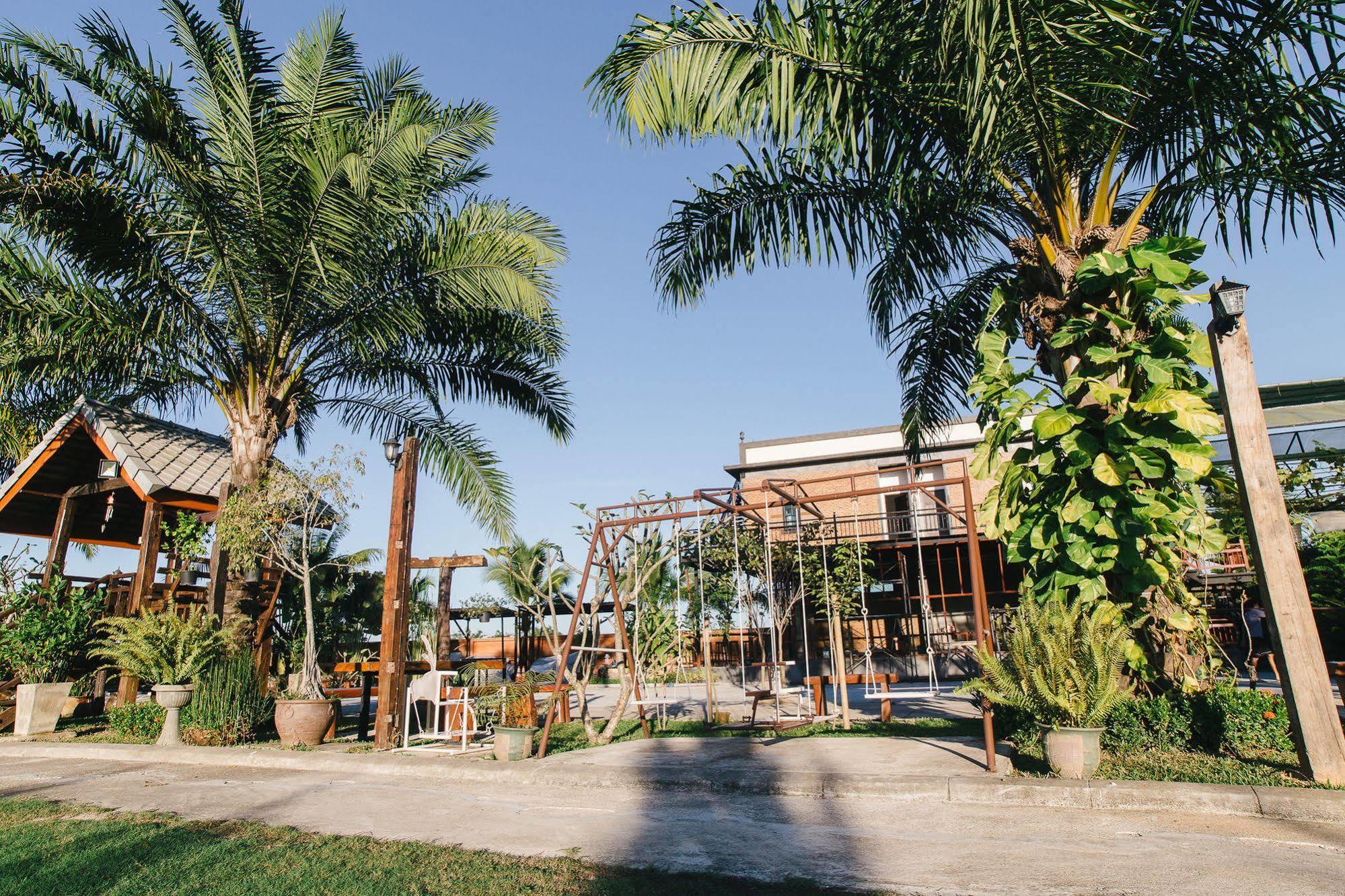Capital O 727 Be One Resort Chiang Rai Exterior photo